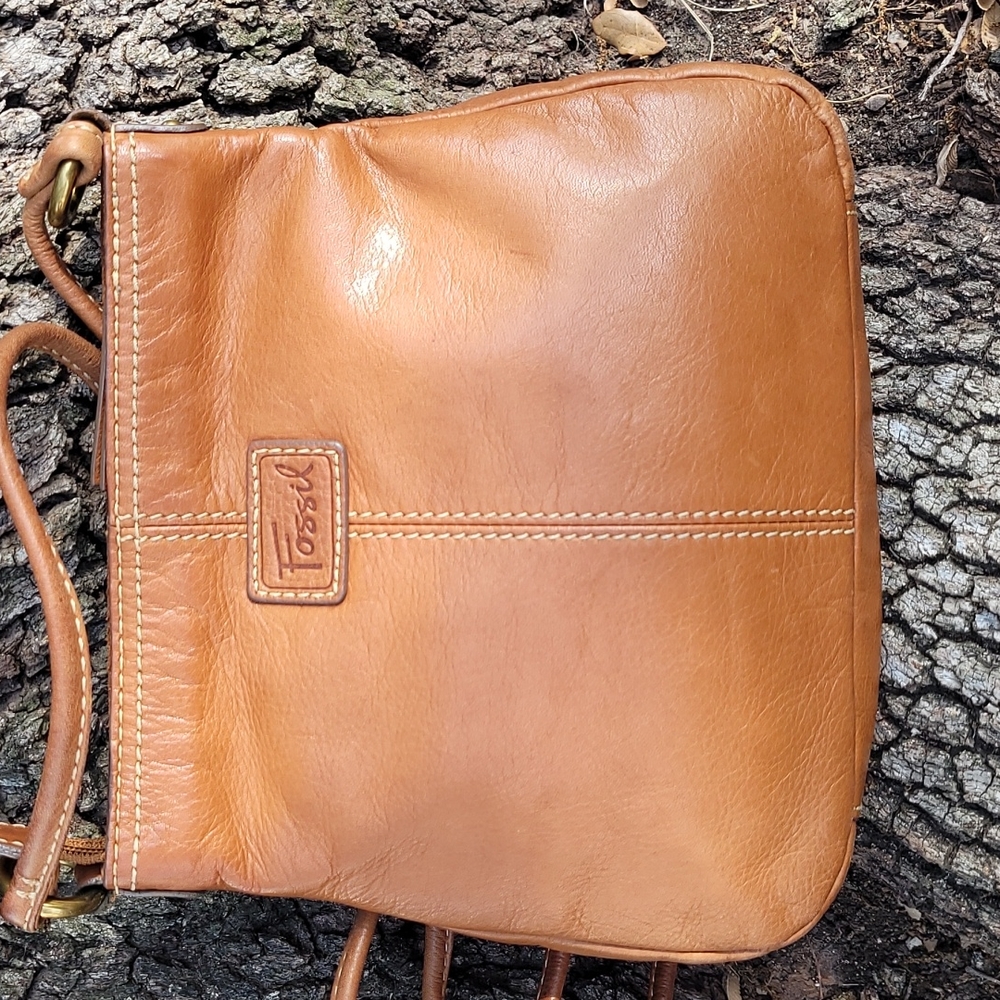 Fossil Leather Bag - Picture 3 of 12